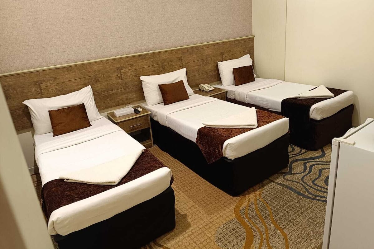 Triple Room, City View | In-room safe, soundproofing, free WiFi