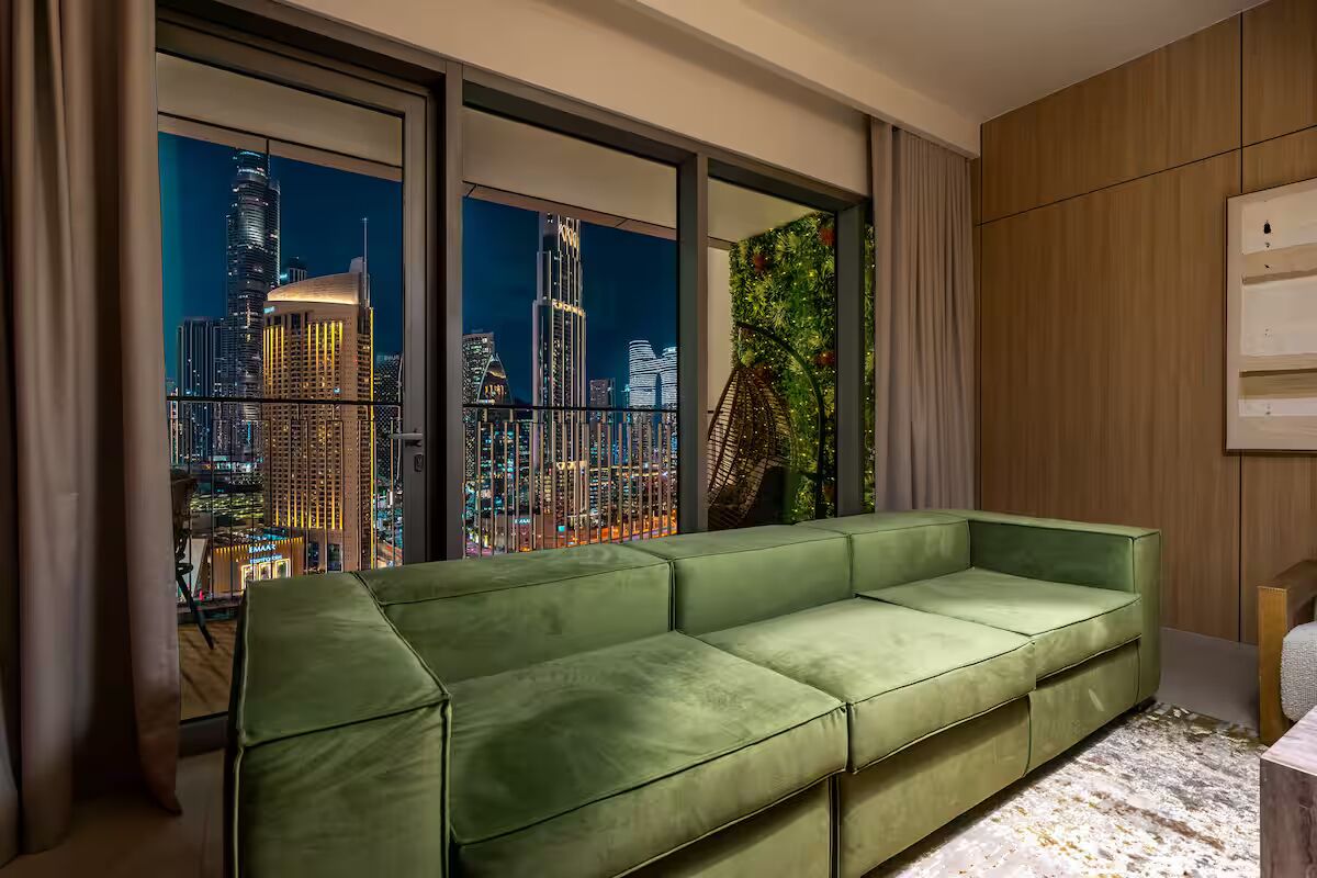 Luxury Apartment, Balcony, City View | Living area