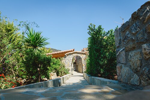 Villa Angelos – Griechisches Landerlebnis nahe Ermioni und Strand