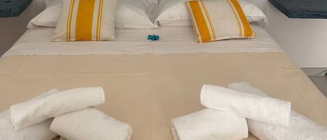 واي فاي وملاءات أسرّة