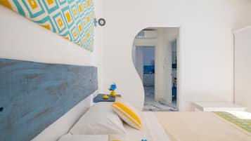 WiFi, bed sheets, wheelchair access