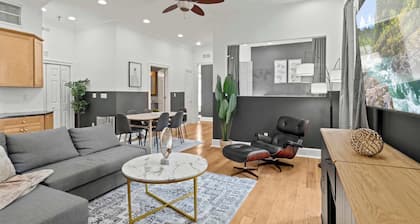 Modern 4BD Apt in the Heart of Old City