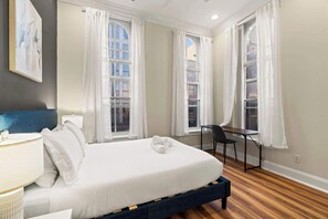 Room - Stylish 3BD Apt in the Heart of Old City (Philadelphia)