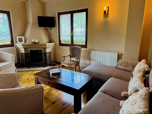 Casa de Robles Cantabria, in the heart of the Pasiegos Valleys