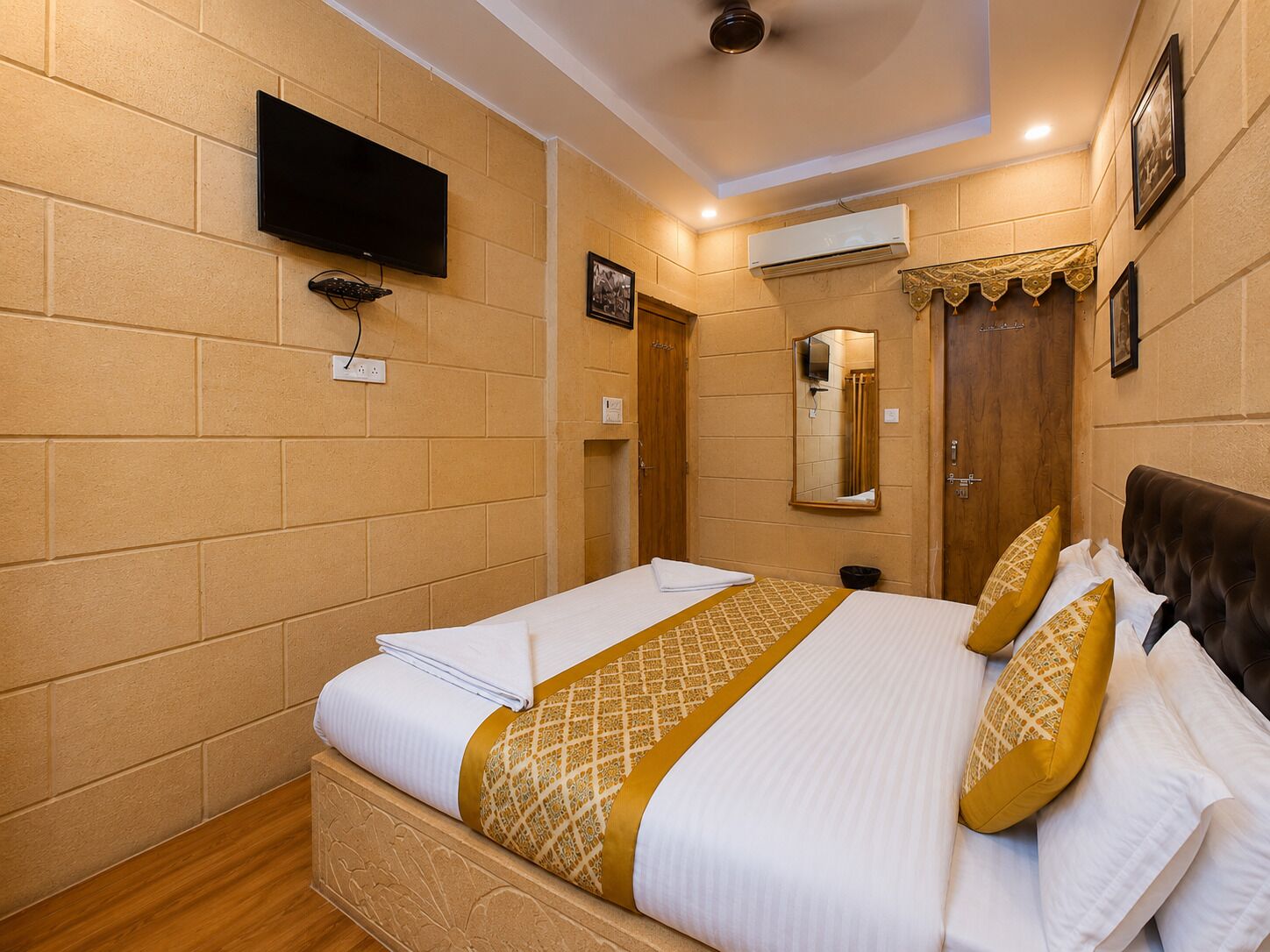 Deluxe Double Room, City View