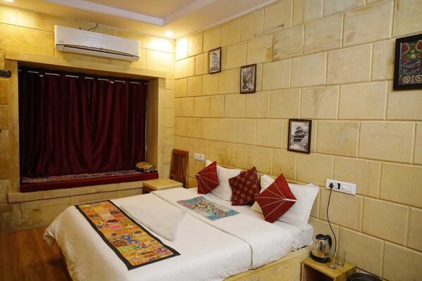 Deluxe Double Room, City View | Free WiFi