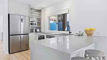 Apartment, Beach View | Private kitchen