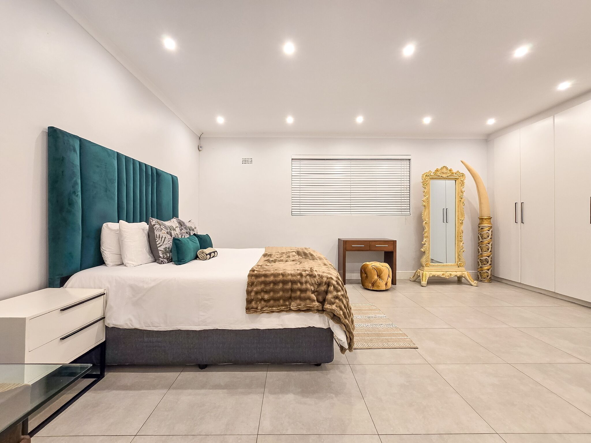 Bügeleisen/Bügelbrett, WLAN, Bettwäsche