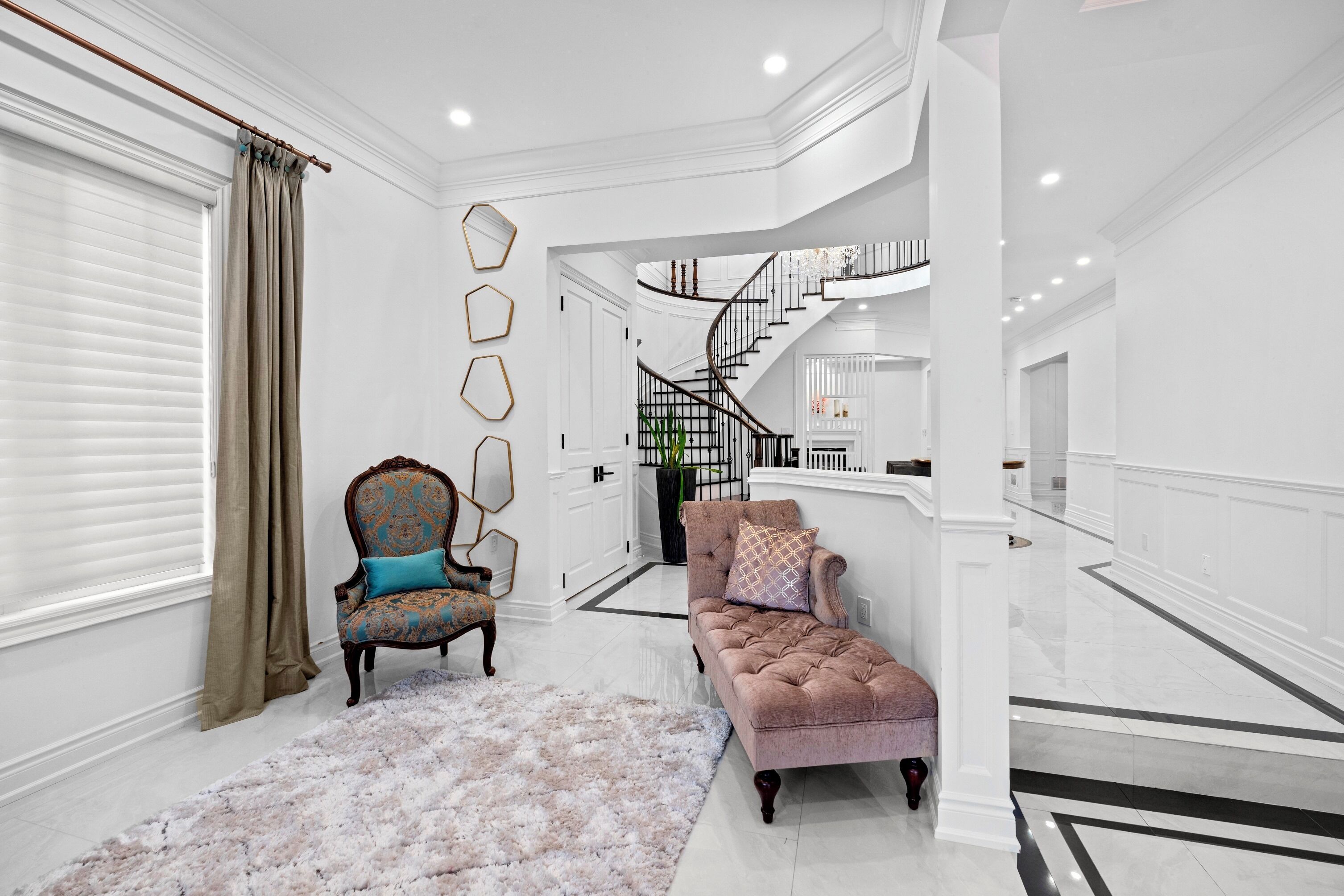 Casa de lujo, 4 habitaciones, vistas al jardín | Zona de estar | Una televisión de pantalla plana, Netflix, Hulu, servicios de streaming