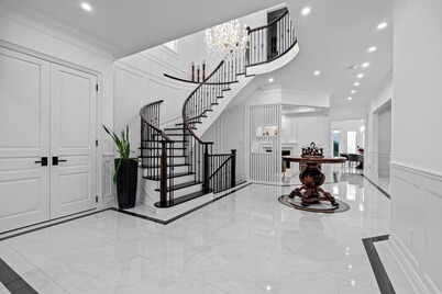 GLOBALSTAY Luxury 4 Bedroom House