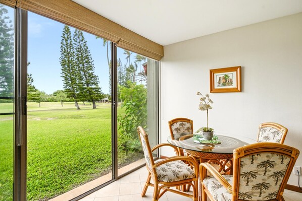 Condo (4 Bedrooms) | Dining