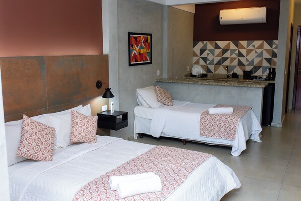 Deluxe Triple Room | Free WiFi - Pousada Caiçara Flats (Cabo Frio)