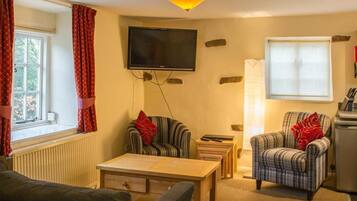 Apartment, Mountain View | Living area