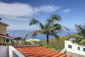 Property grounds - Villa Jasmin by Atlantic Holiday (Caniço)