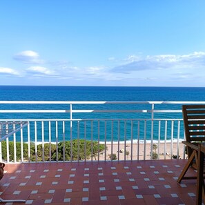 Property grounds - ANDREA (Pineda de Mar)