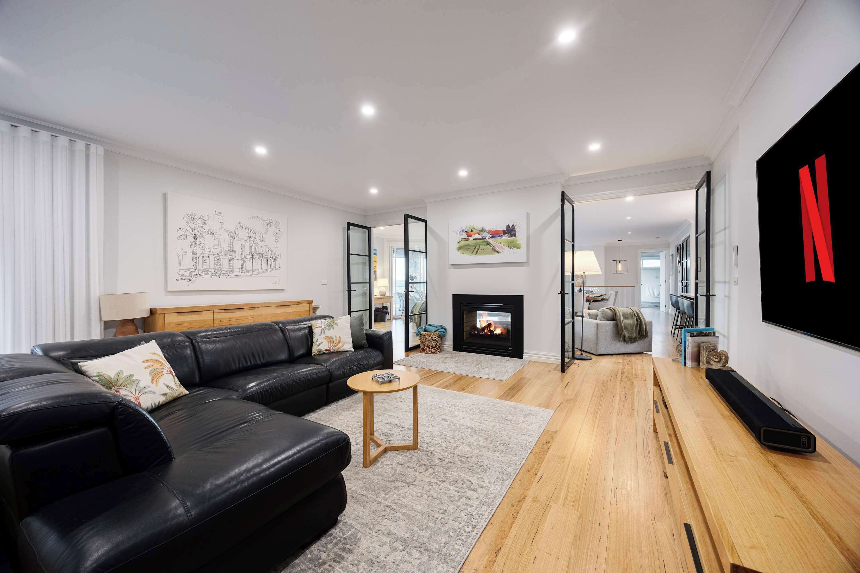 5 عدّة غرف نوم وخدمة الإنترنت