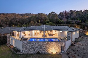 House - Baymere Pool Spa City Views (Melbourne)