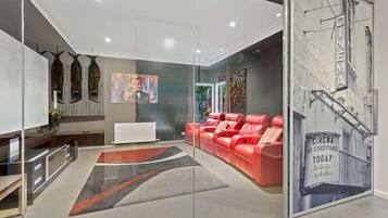 4 bedrooms, Internet