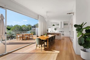 Casa | 7 quartos, acesso à internet de alta velocidade