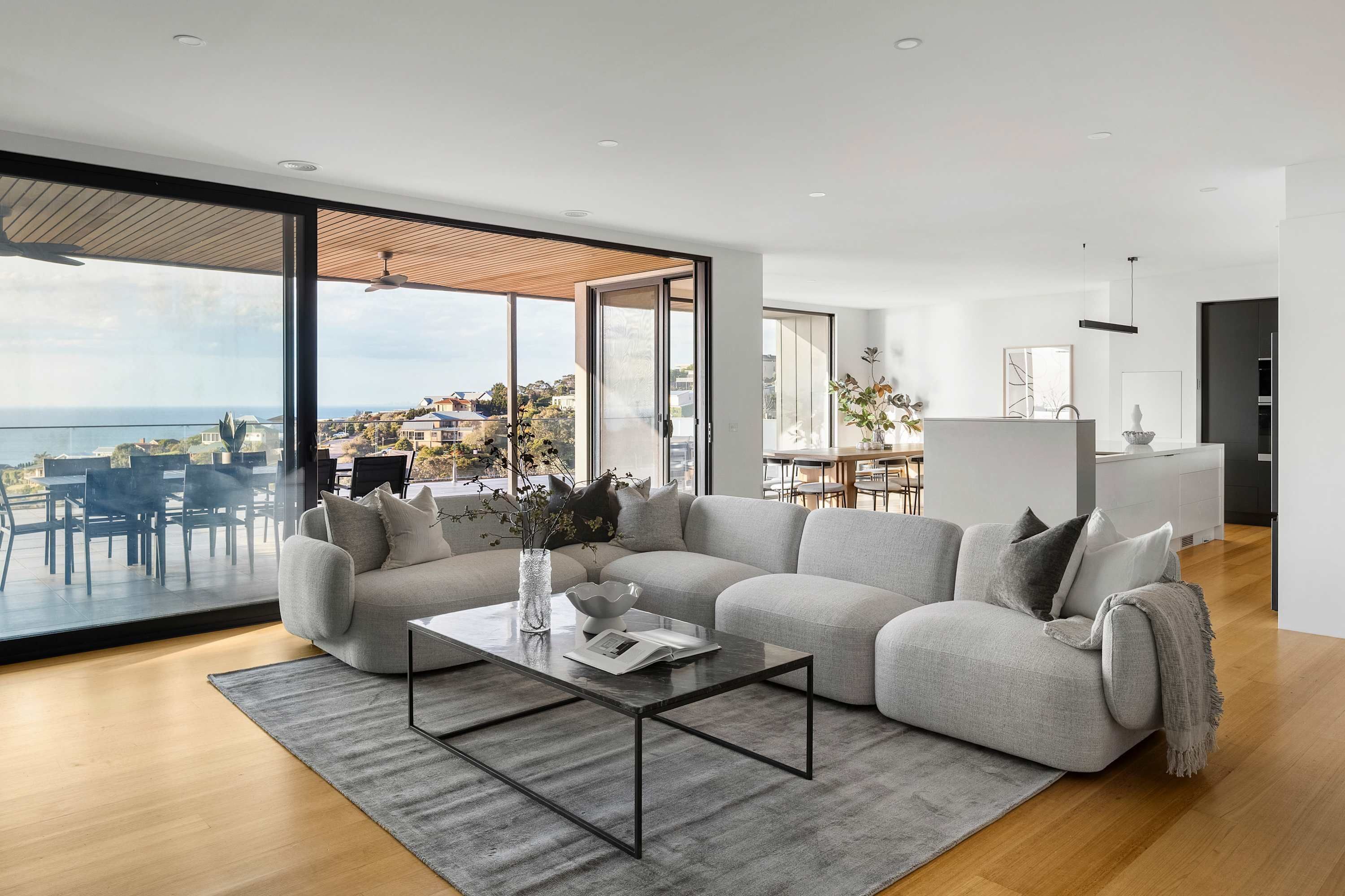House | 5 bedrooms, high-speed internet