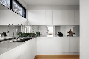 House | 5 bedrooms, Internet - Valora Luxury By The Bay (Melbourne)