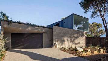 Casa | 5 quartos, acesso à internet de alta velocidade