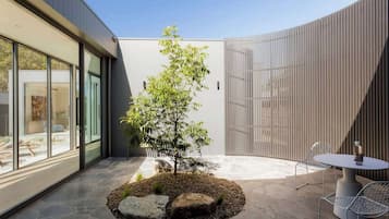 Casa | 5 quartos, acesso à internet de alta velocidade