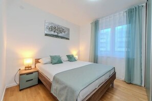 2 bedrooms, iron/ironing board, WiFi, bed sheets - Villa Anita apartments 2 (Novalja)