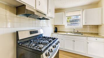 Rumah (2 Bedrooms) | Interior