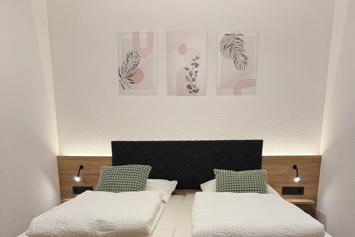 Cots/infant beds, free WiFi, bed sheets