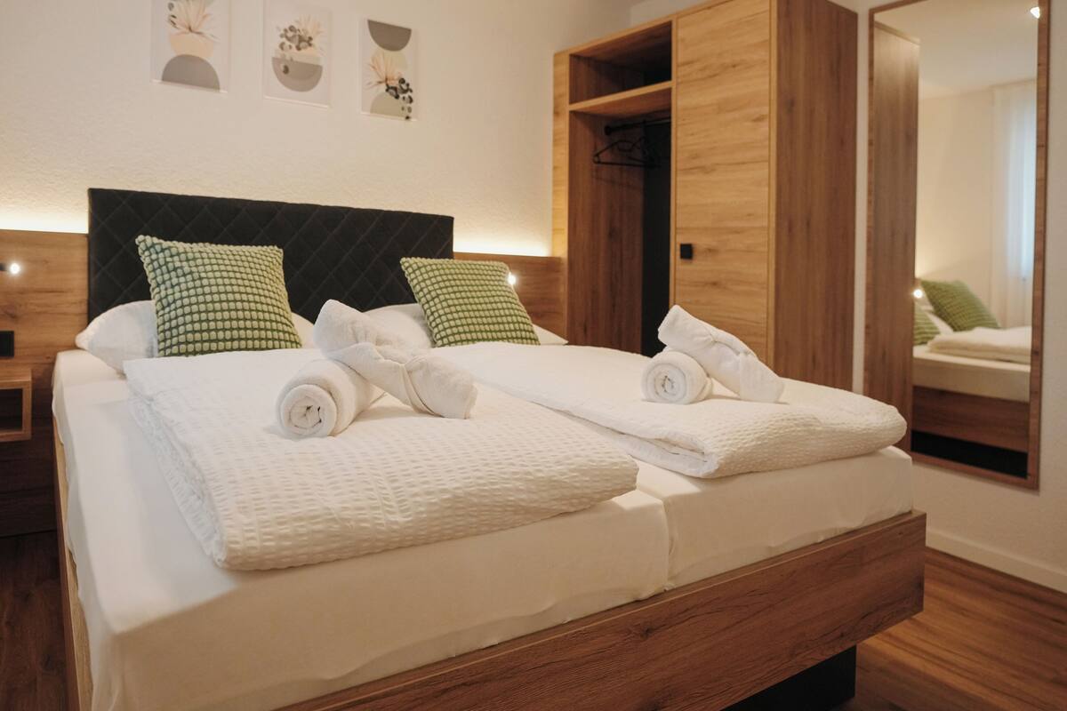 Cots/infant beds, free WiFi, bed sheets