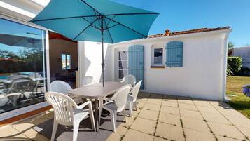 Khu ẩm thực ngoài trời