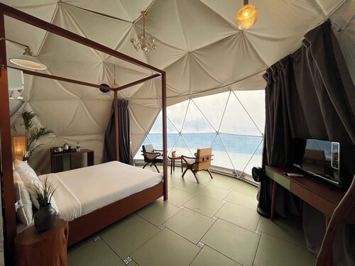 Sage Stays and Trails