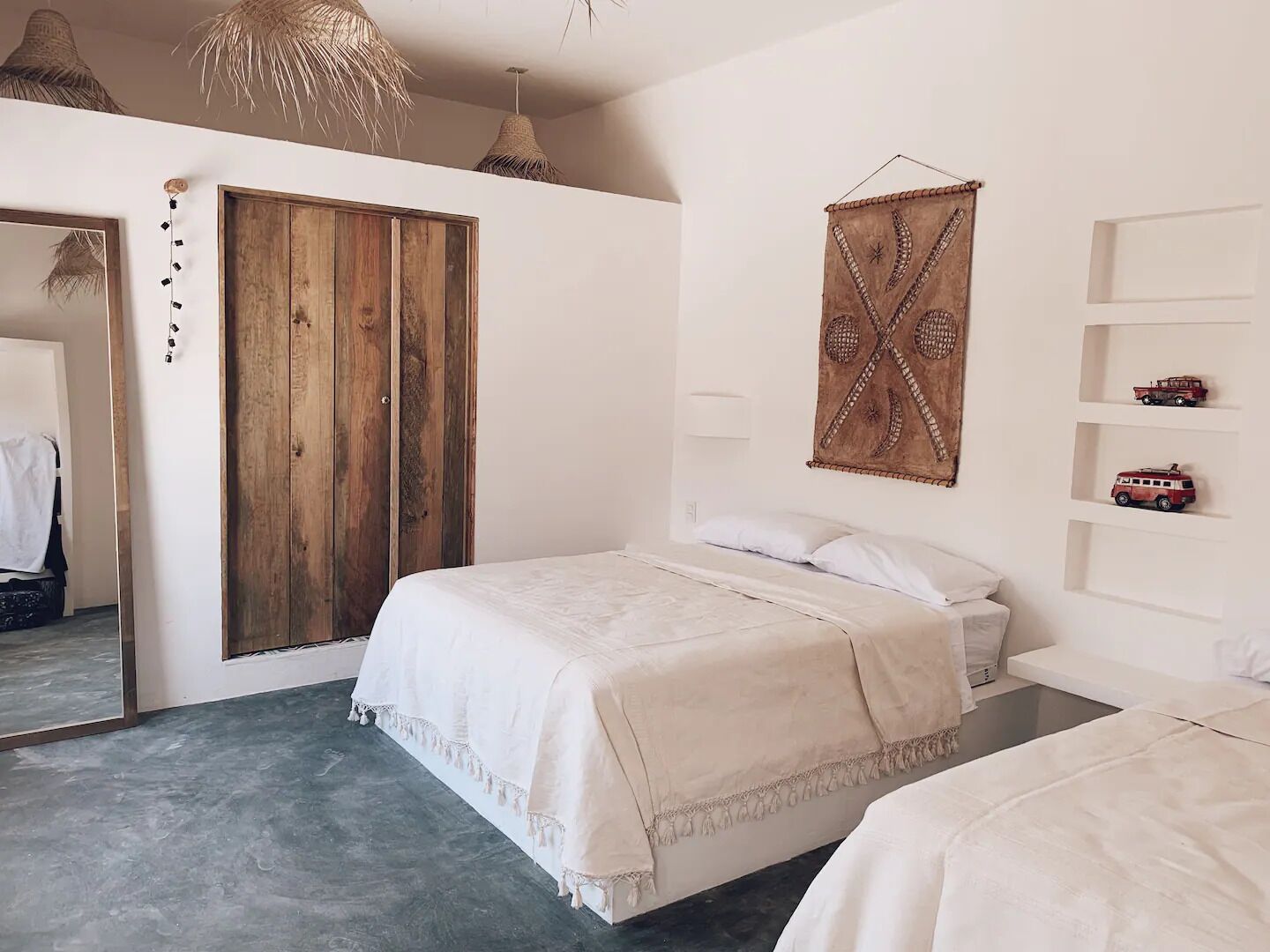 Superior kamer, 1 twee- of 2 eenpersoonsbedden, uitzicht op zwembad | Verduisterende gordijnen, een strijkplank/strijkijzer, gratis wifi