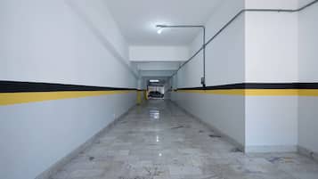 Parking (toeslag) kost BRL 20 per nacht