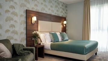Superior Triple Room | Minibar, in-room safe, soundproofing, free WiFi