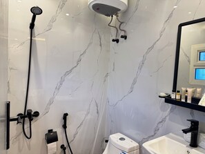 Handtücher, Toilettenpapier
