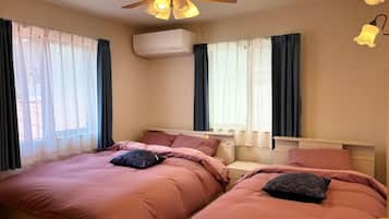 Lapis House 201, Non Smoking | Desk, laptop workspace, free WiFi