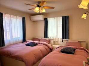 獨棟房屋, 陽台, 城市景觀 (Lapis House 201) | 書桌、筆電工作空間、免費無線上網