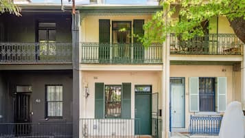 Apartment | Reception