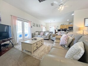 House, 4 Bedrooms | Living area - The White House 4 Bedroom Home (Clermont)