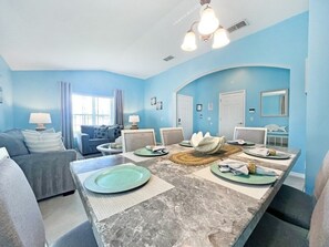 House, 3 Bedrooms | Dining - Highgate Haven 3 Bedroom Home (Davenport)