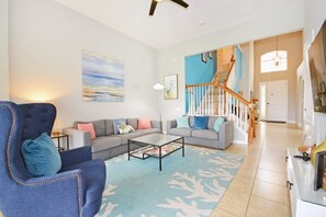 Living area - Ohana Haven 5 Bedroom Home (Kissimmee)