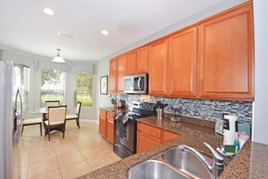 Private kitchen - Ohana Haven 5 Bedroom Home (Kissimmee)