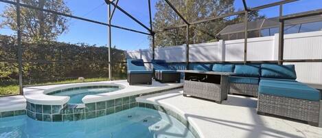 ハウス 5 ベッドルーム | プール | 温水プール