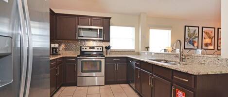 Villa, 4 Bedrooms | Private kitchen