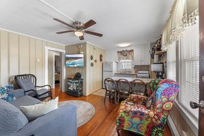 Interior - Mallard 2B close to the Beach (Ocean City)