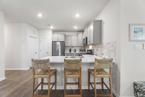 Microwave, dishwasher, coffee/tea maker - Belle Beach Retreat at Millville by the Sea (Millville)