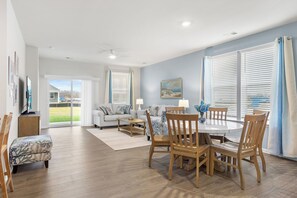Interior - Belle Beach Retreat at Millville by the Sea (Millville)