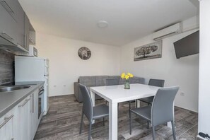 Dining - Balen 2 apartment (Gajac)